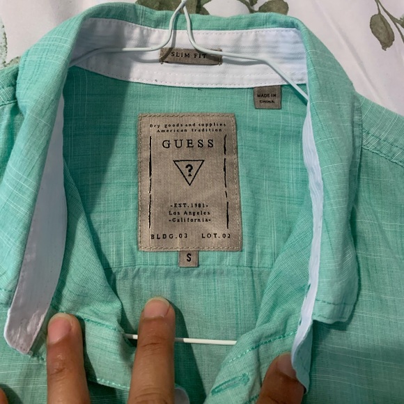 Guess slim for summer shirt - Picture 2 of 8